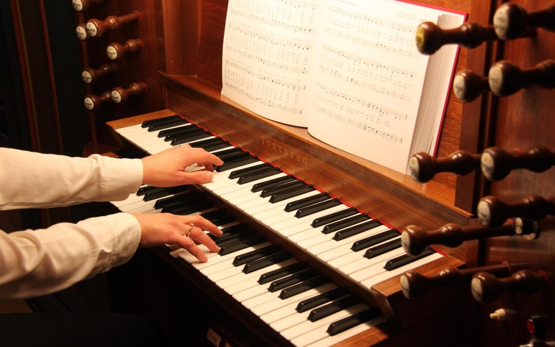 Kiat Sukses: Mengurus Paspor Anak Secara Online